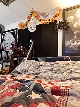 blondebarbiebae online show from December 19, 2025, 5:43 am