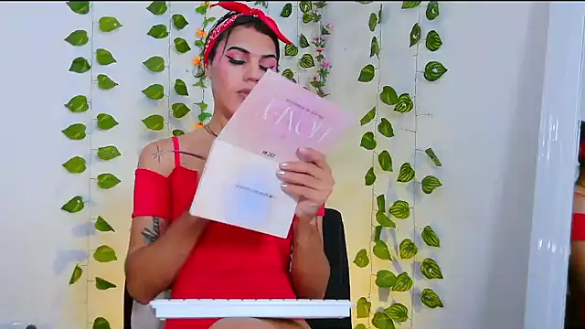 Snapshot of ashley_Sexy26 chatting on February 13, 2026, 6:35 am ashley Sexy26 online show from February 13, 2026, 6:35 am