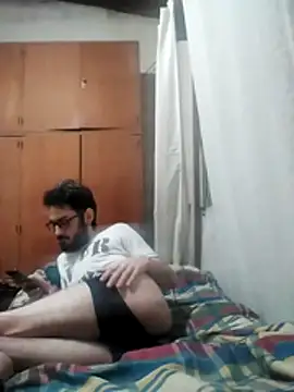 Fefede97  online show from December 1, 2025, 1:45 pm