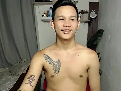 Snapshot of asianmonstercock05 chatting on April 9, 2026, 10:21 am asianmonstercock05 online show from April 9, 2026, 10:21 am