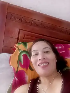 suka-bae online show from October 17, 2025, 4:49 am