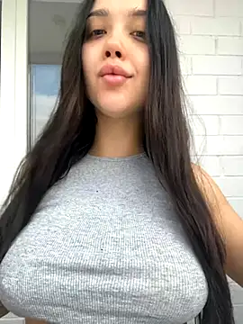 kiss Lissa online show from October 2, 2025, 7:34 am