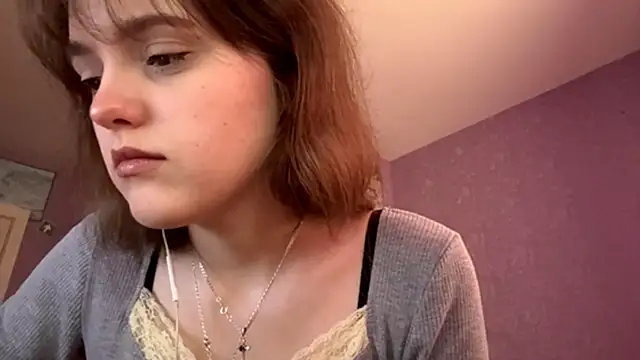 Snapshot of ShannanJou chatting on October 18, 2025, 10:28 am ShannanJou online show from October 18, 2025, 10:28 am