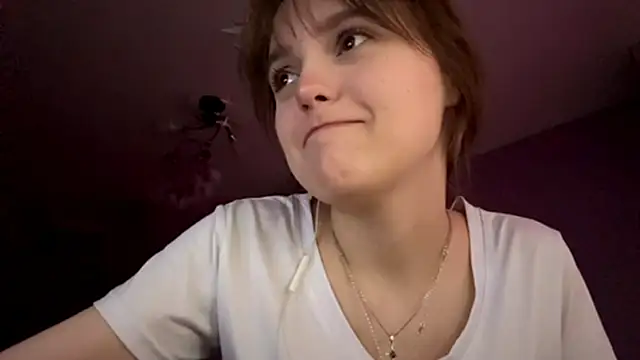 Snapshot of ShannanJou chatting on October 10, 2025, 9:21 am ShannanJou online show from October 10, 2025, 9:21 am