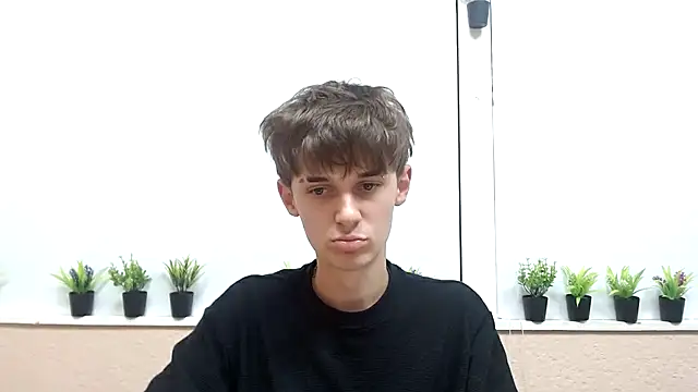 Hoot Dude  online show from October 17, 2025, 3:03 pm