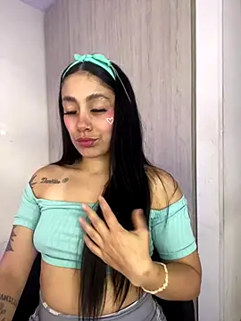 Snapshot of liladiamond_ chatting on October 1, 2025, 11:58 am liladiamond online show from October 1, 2025, 11:58 am
