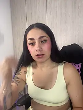Snapshot of liladiamond_ chatting on October 6, 2025, 12:39 pm liladiamond online show from October 6, 2025, 12:39 pm