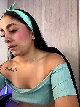 Snapshot of liladiamond_ chatting on October 11, 2025, 12:39 pm liladiamond online show from October 11, 2025, 12:39 pm