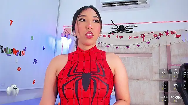 emily  walker online show from October 30, 2025, 3:05 am