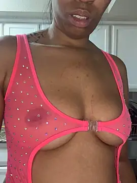 Snapshot of YeahhhitsBreezy chatting on March 1, 2026, 7:47 pm YeahhhitsBreezy online show from March 1, 2026, 7:47 pm