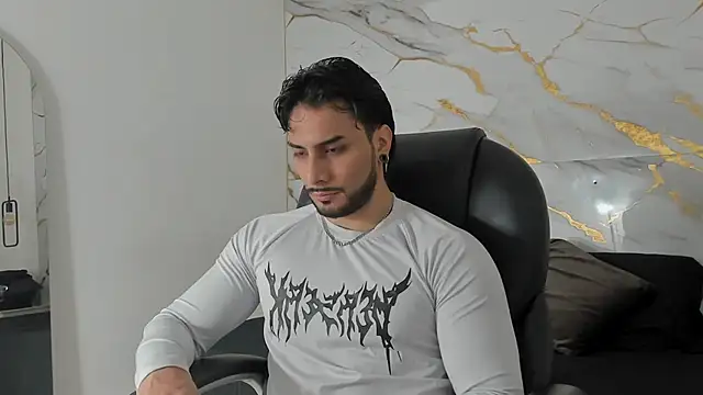 Miike Stone1 online show from January 14, 2026, 1:26 pm