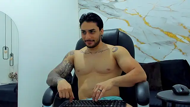 Miike Stone1 online show from October 8, 2025, 1:01 pm