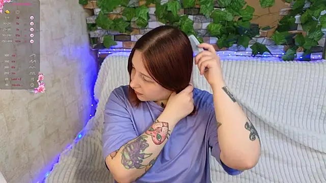 Snapshot of Belinda_Starlight chatting on October 7, 2025, 2:40 pm Belinda Starlight online show from October 7, 2025, 2:40 pm