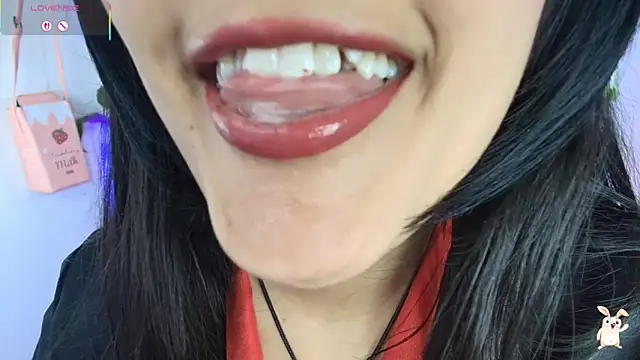 Snapshot of Hinata_21_ chatting on November 18, 2025, 8:45 pm Hinata 21 online show from November 18, 2025, 8:45 pm