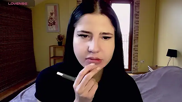 Malibu J online show from October 11, 2025, 8:15 am