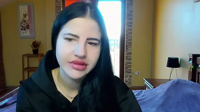 Malibu J online show from October 25, 2025, 7:07 am