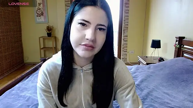 Malibu J online show from October 7, 2025, 12:06 pm