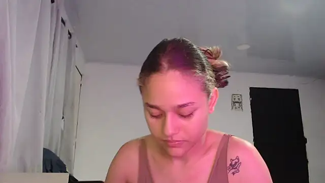 LittleCheerry69 online show from February 26, 2026, 4:29 pm