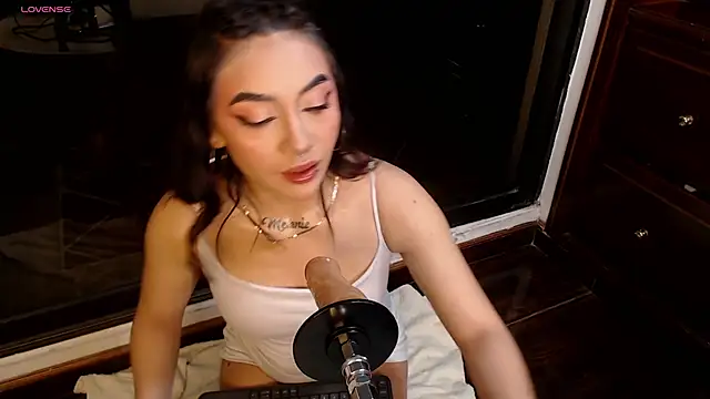 Brigith24 online show from November 11, 2025, 3:12 am