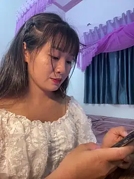 Lie liee online show from October 5, 2025, 2:08 pm