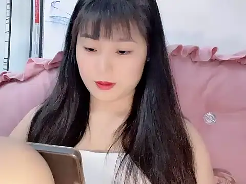 Snapshot of Lie_liee chatting on June 27, 2026, 2:01 pm Lie liee online show from June 27, 2026, 2:01 pm