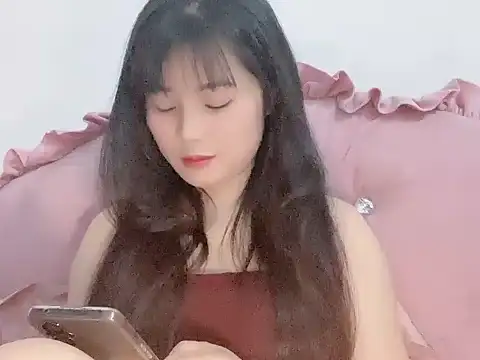 Snapshot of Lie_liee chatting on April 30, 2026, 1:51 pm Lie liee online show from April 30, 2026, 1:51 pm