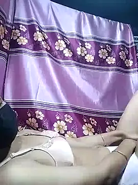 Snapshot of Mariya-3 chatting on October 14, 2025, 6:41 pm Mariya-3 online show from October 14, 2025, 6:41 pm