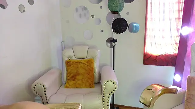 Snapshot of David_Fox01 chatting on November 7, 2025, 7:18 pm David Fox01 online show from November 7, 2025, 7:18 pm