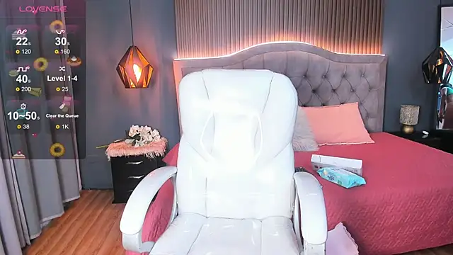 Snapshot of Tiffany__charm_ chatting on November 26, 2025, 3:28 am Tiffany charm online show from November 26, 2025, 3:28 am