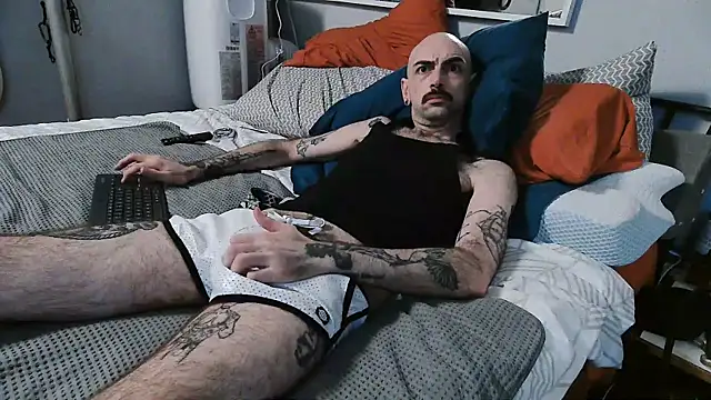 hungbot online show from October 7, 2025, 6:25 am