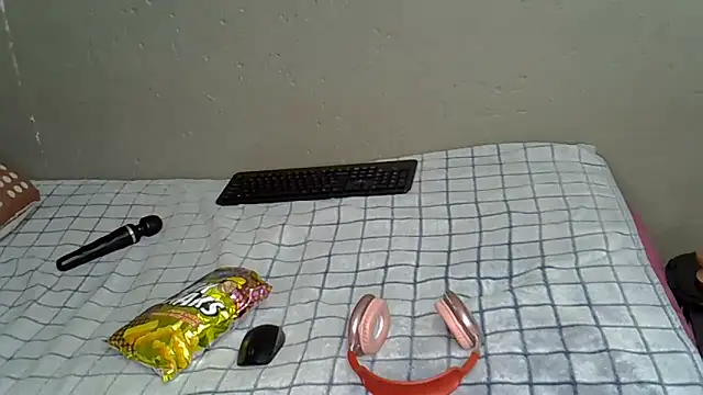 Snapshot of Bellabootie chatting on February 1, 2026, 9:24 pm Bellabootie online show from February 1, 2026, 9:24 pm