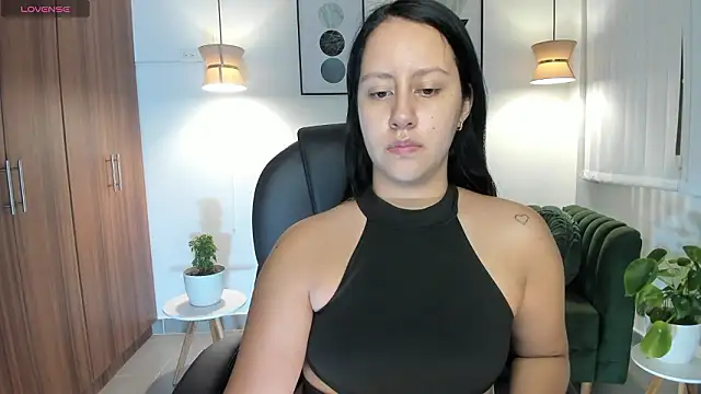 Snapshot of Natasha_Kiim_ chatting on March 1, 2026, 3:28 am Natasha Kiim online show from March 1, 2026, 3:28 am