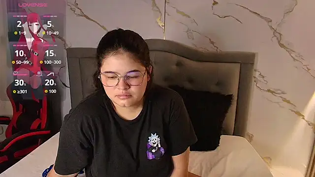 Nina Rouge7 online show from October 5, 2025, 9:33 am