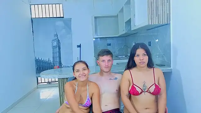 Snapshot of Party_Swinger_ADS chatting on September 29, 2025, 8:14 pm Party Swinger ADS online show from September 29, 2025, 8:14 pm