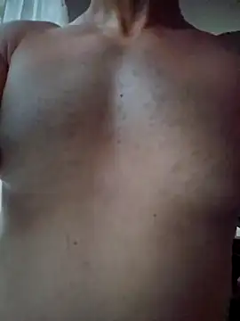 Snapshot of Ando1992 chatting on October 25, 2025, 3:34 pm Ando1992 online show from October 25, 2025, 3:34 pm