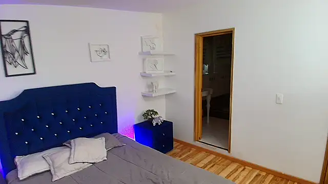 Axel Draven online show from October 18, 2025, 11:12 am