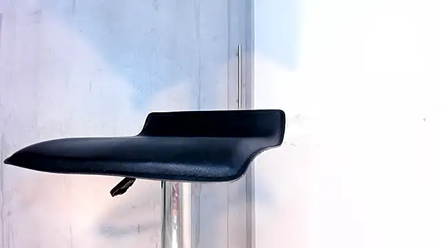 Bigcock 27cmt online show from November 6, 2025, 9:52 pm