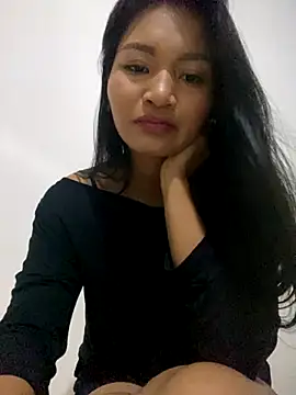 fenixzara online show from September 28, 2025, 9:11 pm