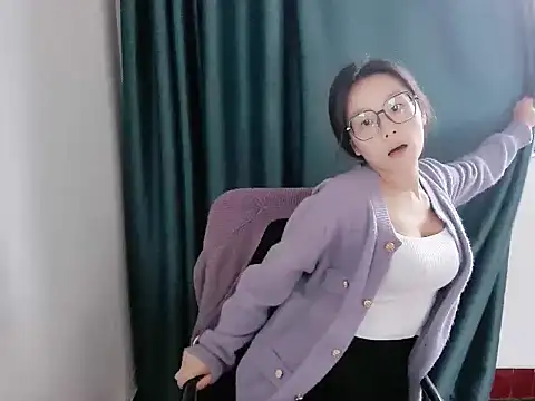 Snapshot of guai00 chatting on September 26, 2025, 3:24 am guai00 online show from September 26, 2025, 3:24 am