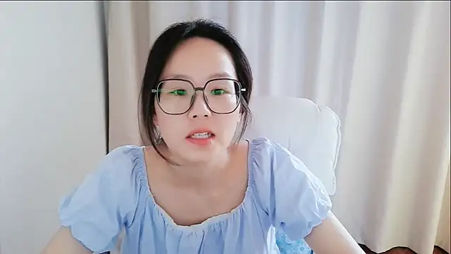 Snapshot of guai00 chatting on June 13, 2026, 6:00 am guai00 online show from June 13, 2026, 6:00 am