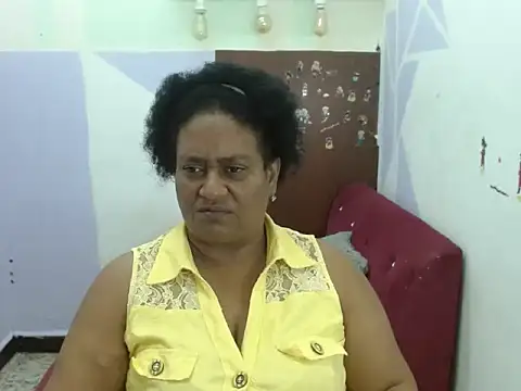 Sharon-liee online show from January 15, 2026, 7:39 pm