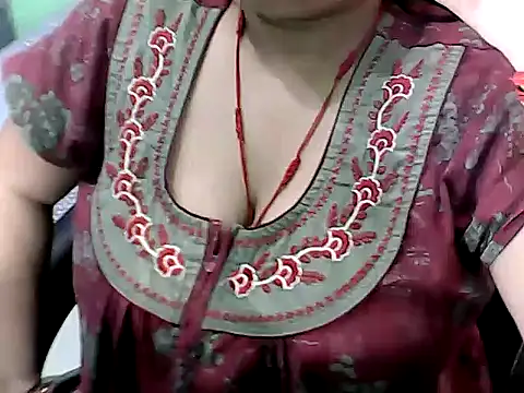 BABITA KUMARII online show from April 14, 2026, 5:18 pm