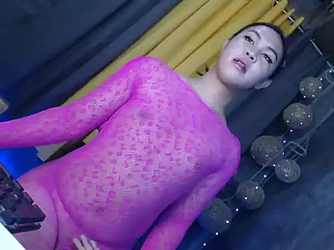 Snapshot of itsme_karina5 chatting on October 17, 2025, 11:39 pm itsme karina5 online show from October 17, 2025, 11:39 pm