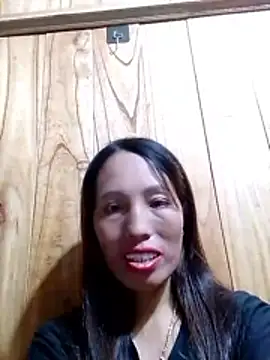 Snapshot of Sera_sexy01 chatting on October 10, 2025, 12:33 am Sera sexy01 online show from October 10, 2025, 12:33 am