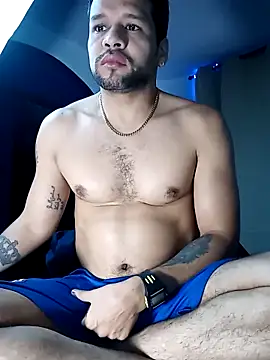 Snapshot of LucasGaeel chatting on November 21, 2025, 10:47 am LucasGaeel online show from November 21, 2025, 10:47 am