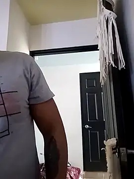 Snapshot of LucasGaeel chatting on September 27, 2025, 8:04 pm LucasGaeel online show from September 27, 2025, 8:04 pm