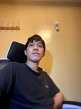 asian guy 69 online show from December 4, 2025, 6:56 am