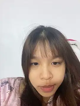 Hanaa07  online show from November 1, 2025, 12:43 pm