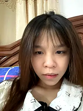 Hanaa07  online show from December 5, 2025, 3:16 am