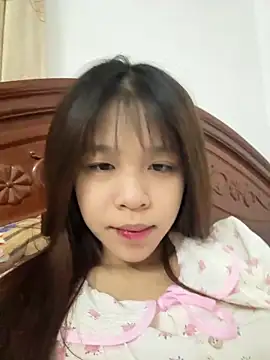 Hanaa07  online show from December 14, 2025, 1:34 am